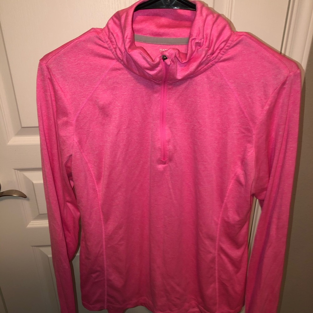 Long sleeve semi fitted pullover